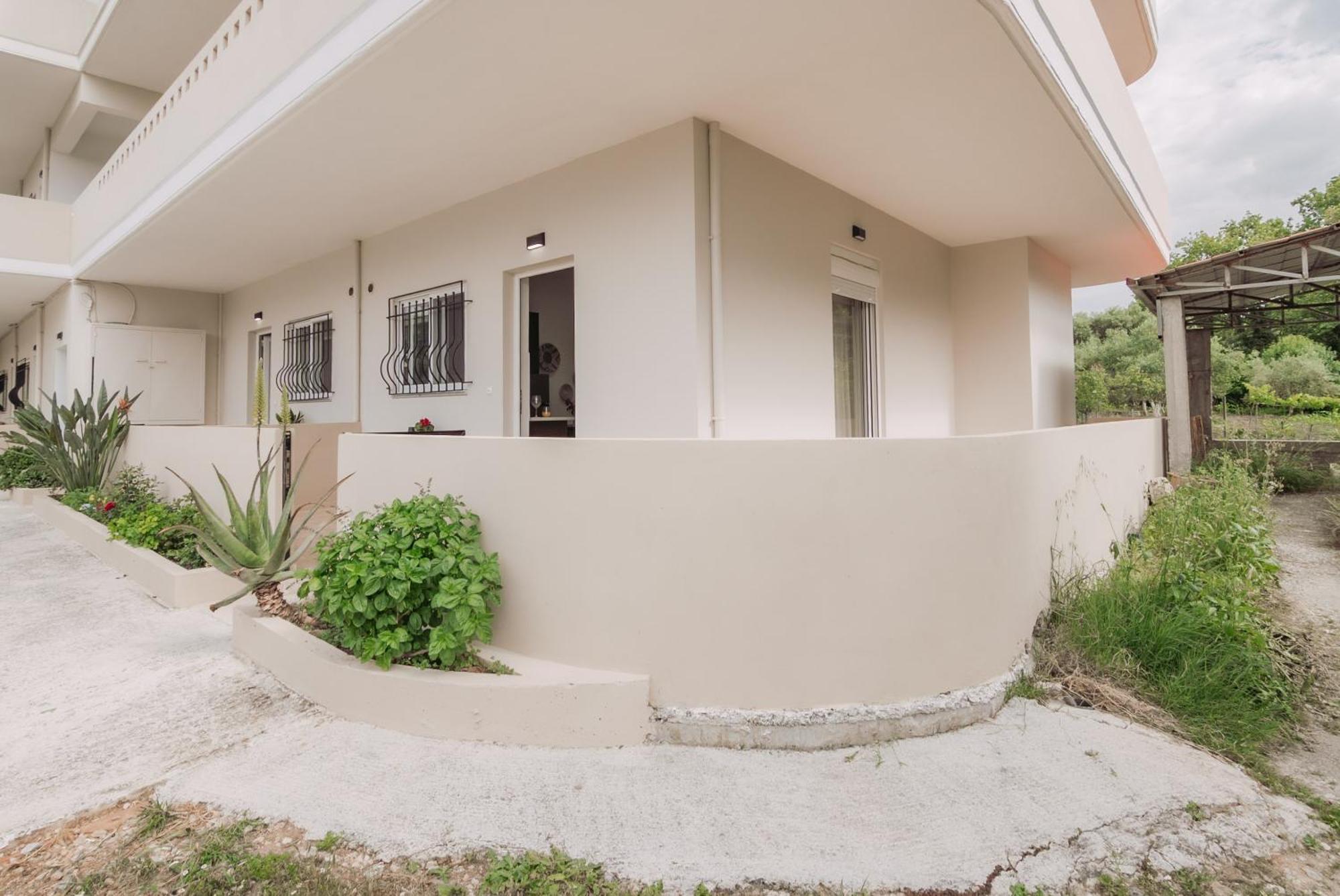 Summer Blue Apartments Chania Chrissi Akti Chania Exterior foto