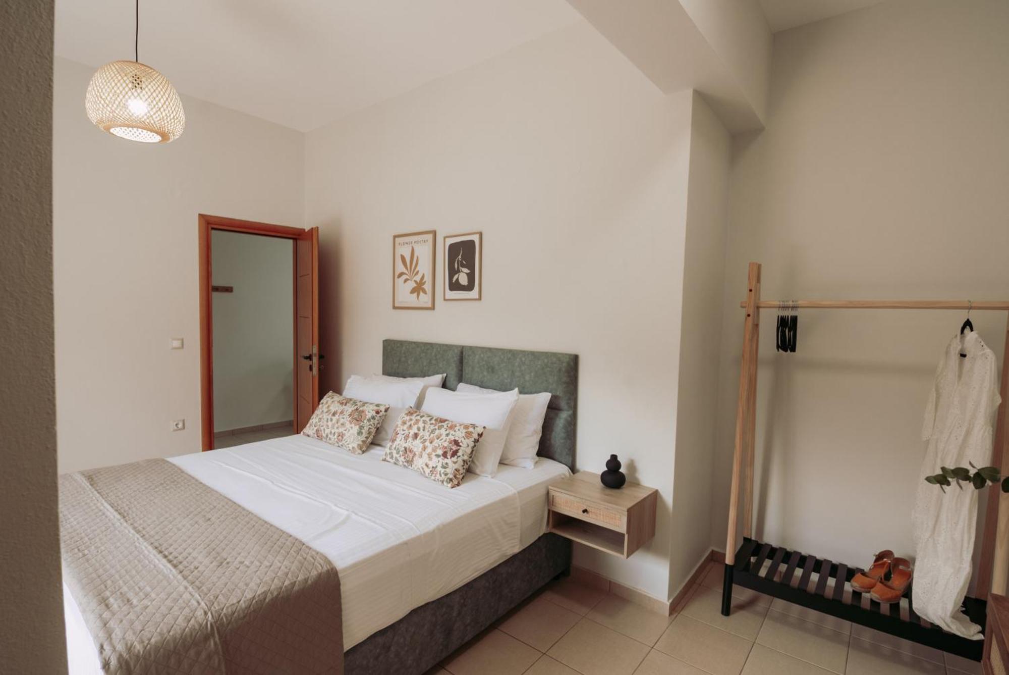 Summer Blue Apartments Chania Chrissi Akti Chania Exterior foto