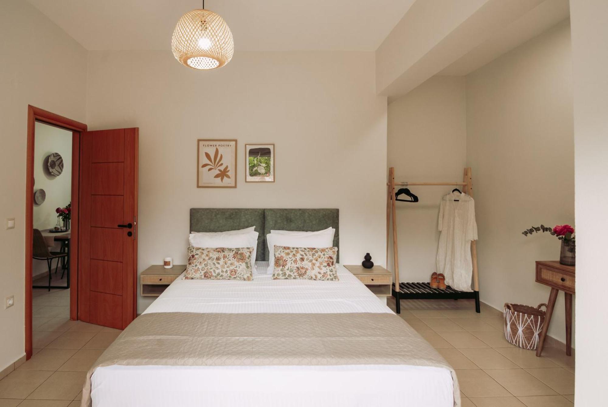 Summer Blue Apartments Chania Chrissi Akti Chania Exterior foto